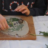 fete-hiver-main-enfant